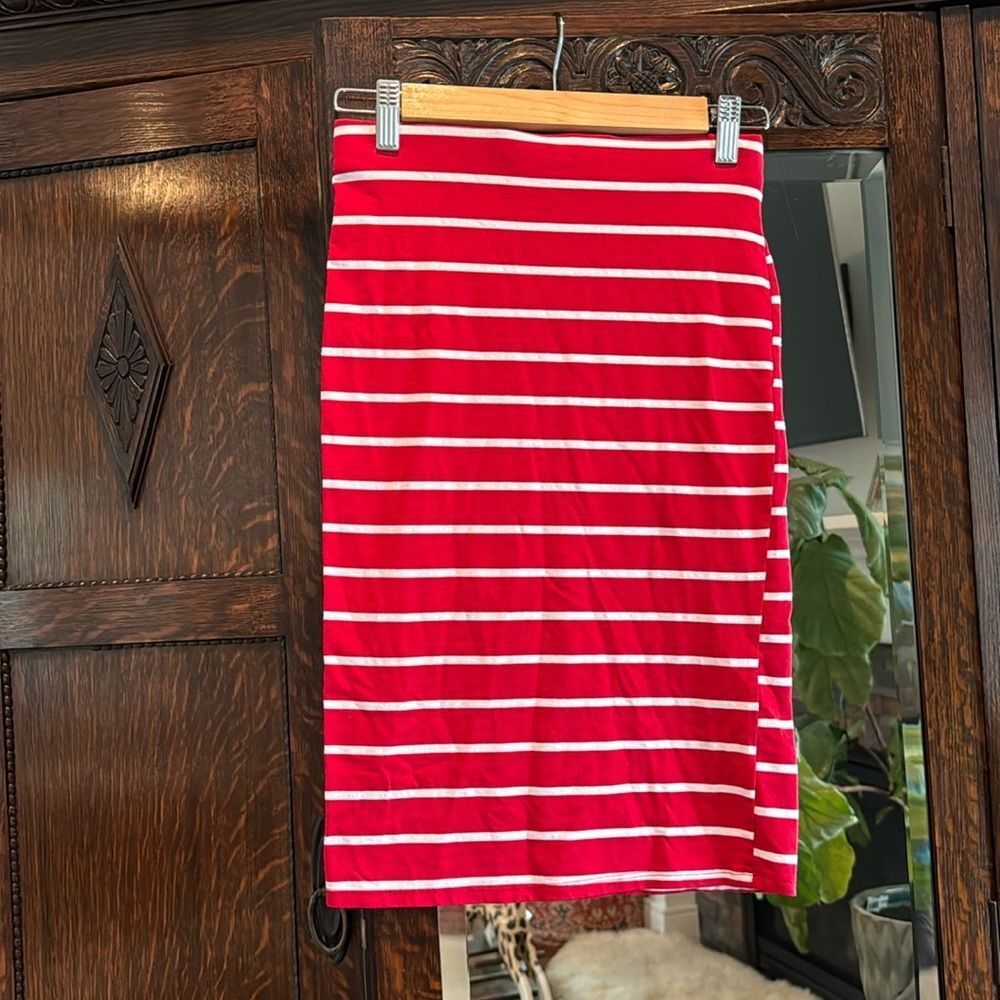 Pencil Skirt perfect for Christmas Holidays!